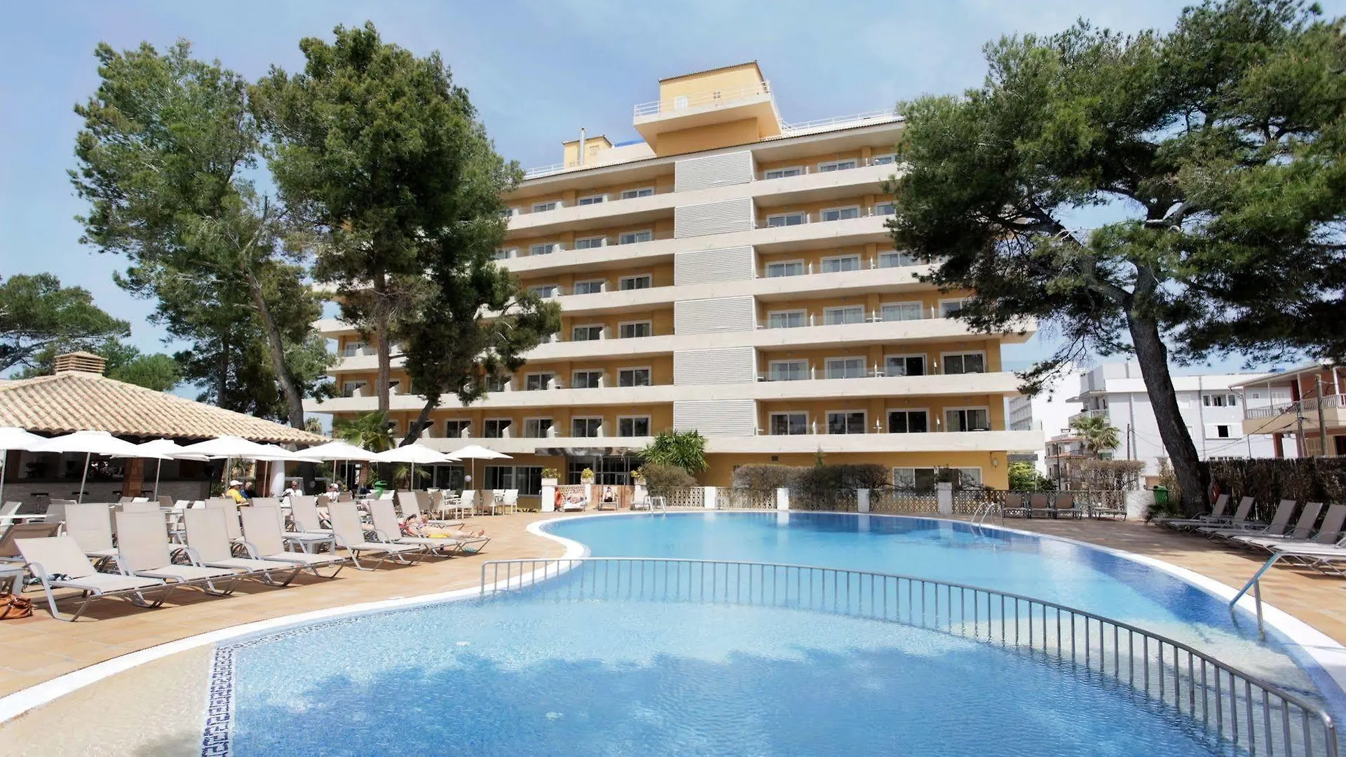 Grupotel Montecarlo Can Picafort  Hotel